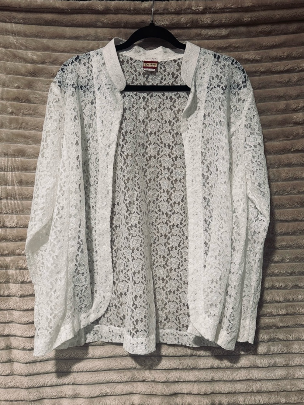 Floral White Lace Lightweight Openwork Top